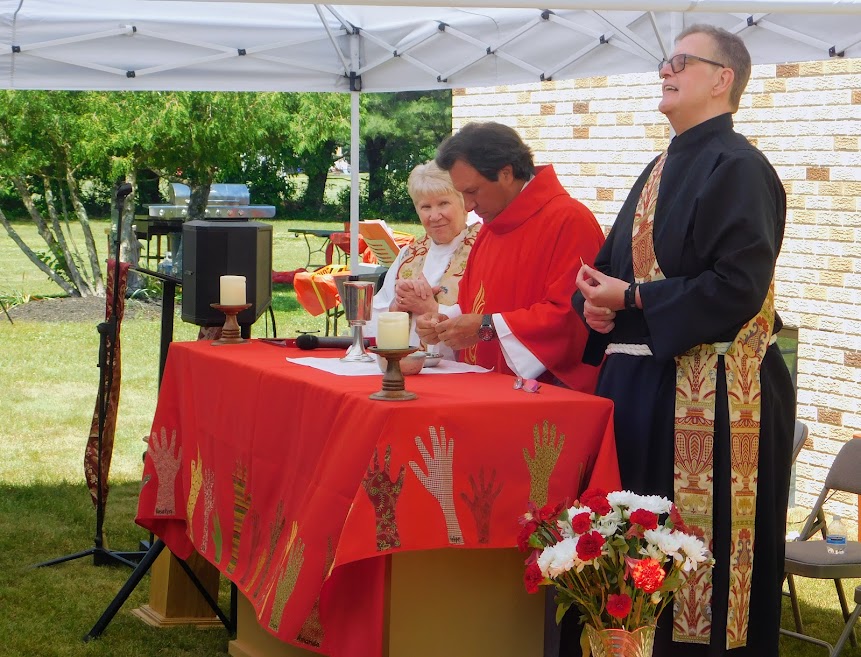 Mass On The Grass 070